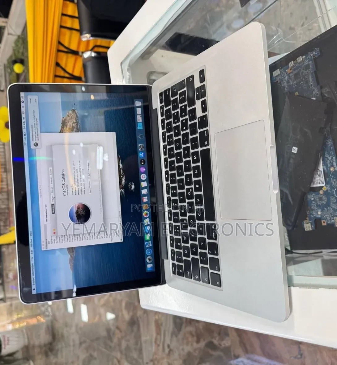 New Laptop Apple MacBook Pro 2019 16GB Intel Core i5 SSD 256GB