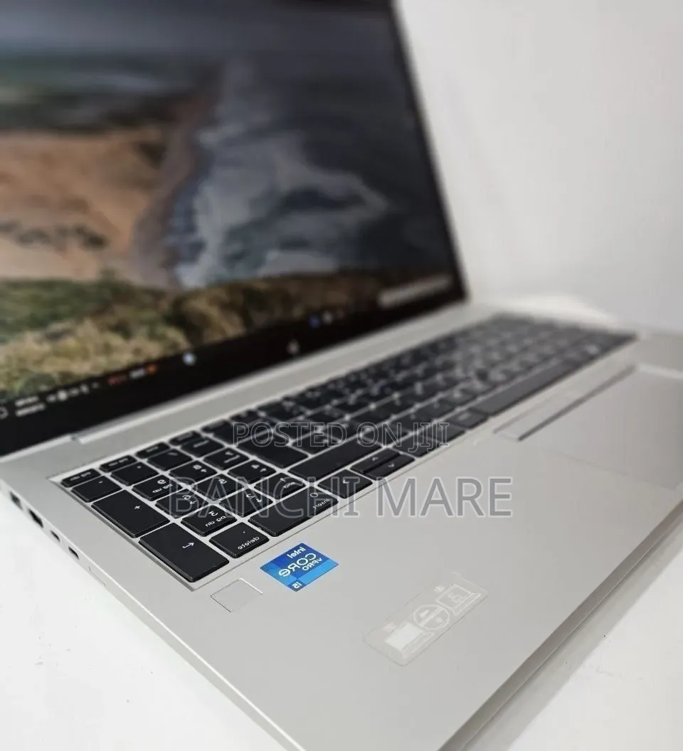 New Laptop HP EliteBook 850 G8 16GB Intel Core i7 SSD 512GB