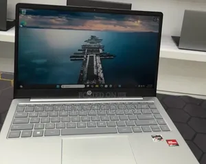 New Laptop HP 16GB AMD Ryzen 5 SSD 512GB