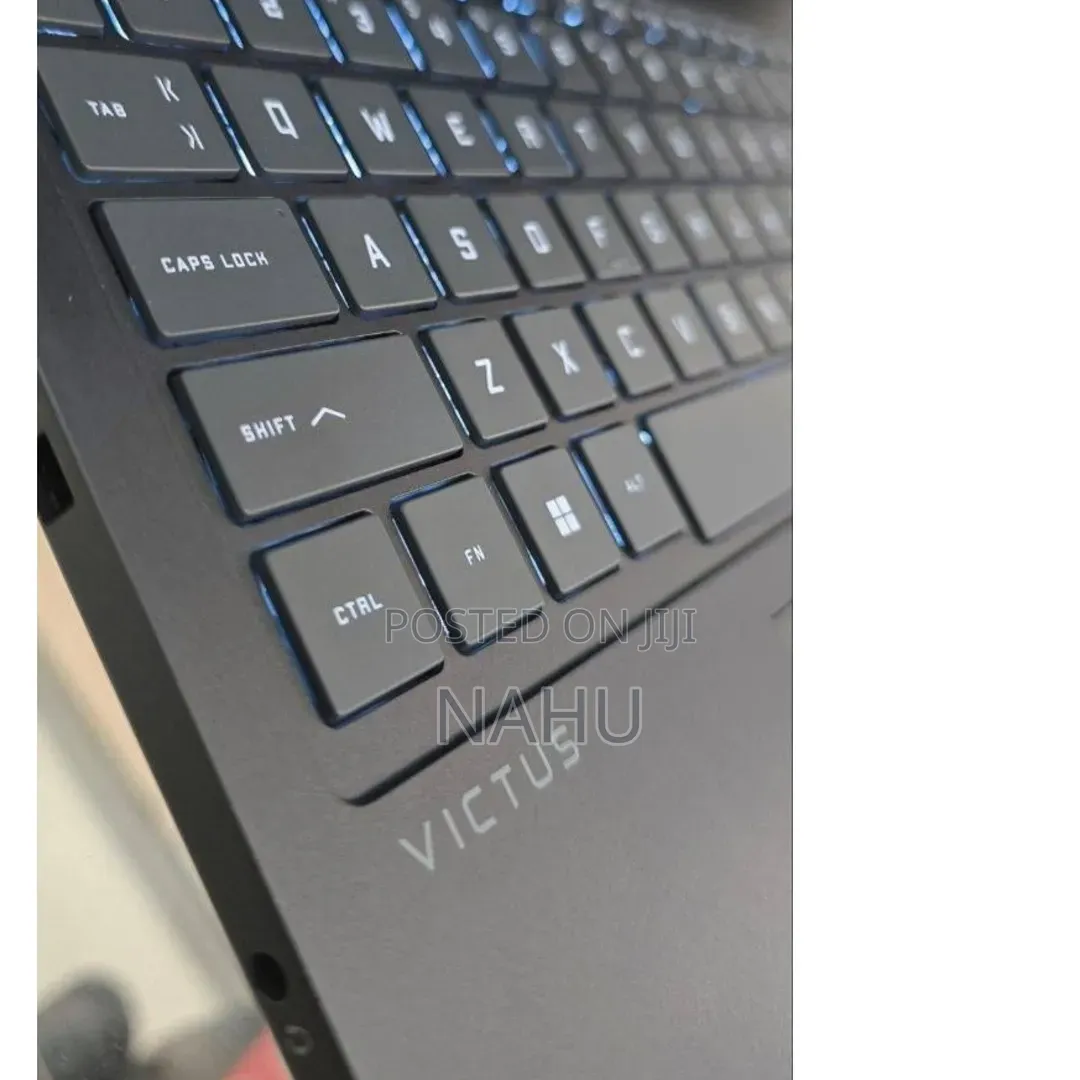 New Laptop HP Victus 16 16GB Intel Core i7 SSD 512GB