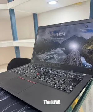 New Laptop Lenovo ThinkPad X1 Carbon 16GB Intel Core Ultra 5 SSD 512GB