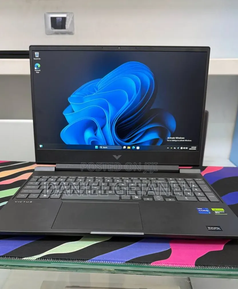 New Laptop HP Victus 16 16GB Intel Core i7 SSD 1T