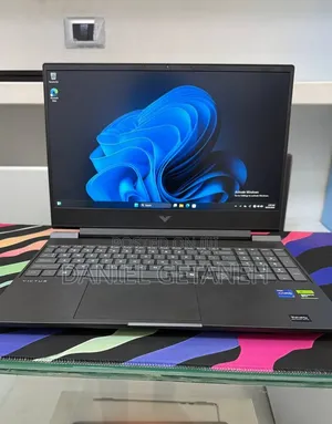 New Laptop HP Victus 16 16GB Intel Core i7 SSD 1T
