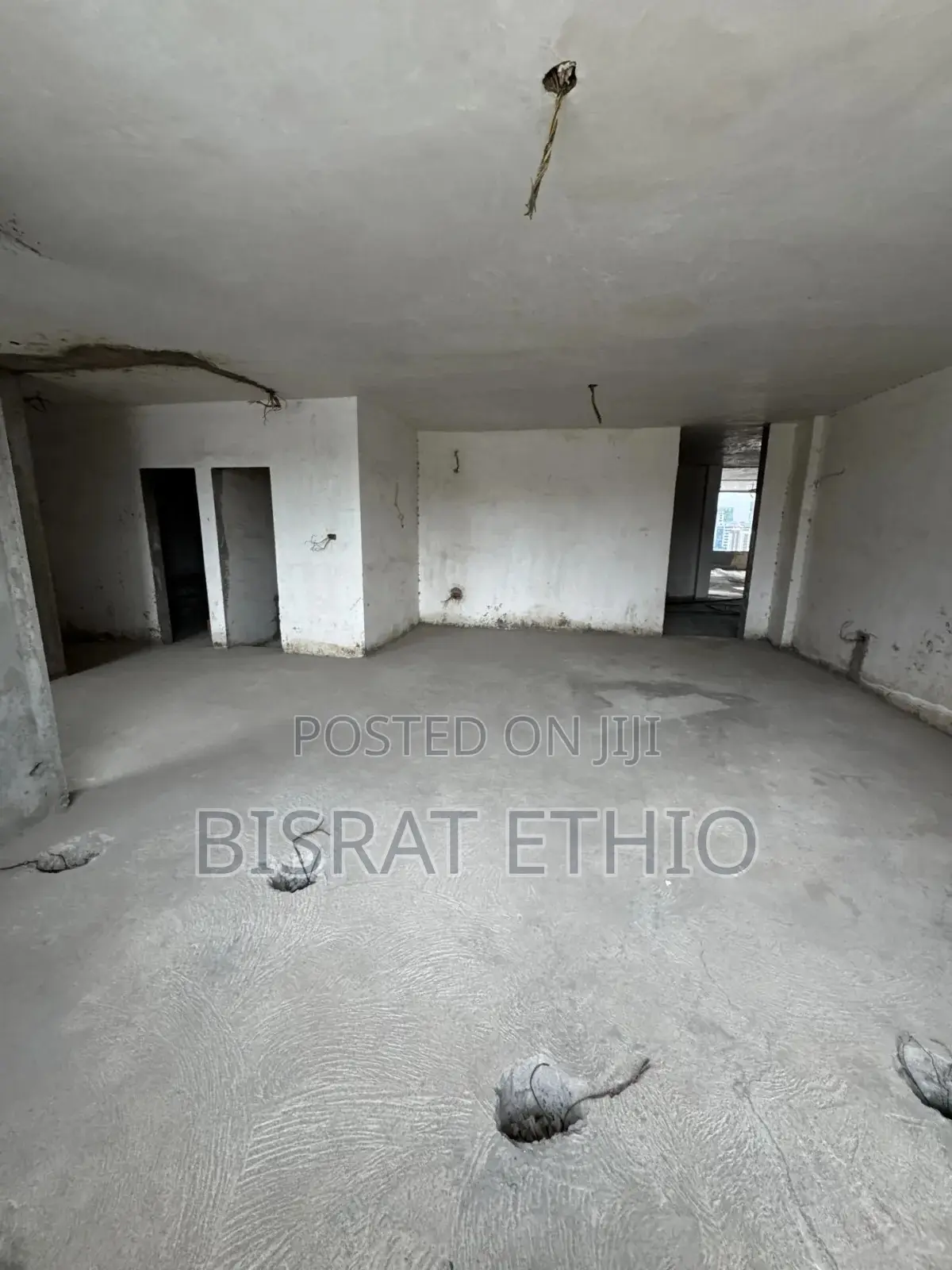 5bdrm Penthouse in Kazanchis, Arada for sale