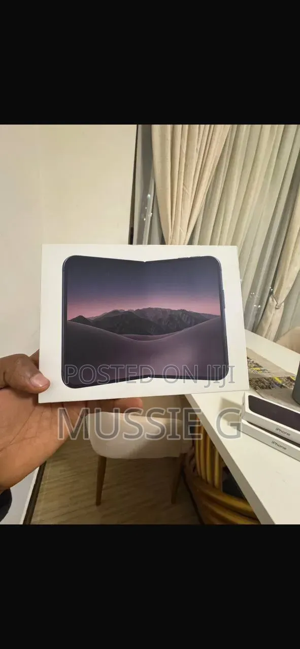 New Apple iPhone Duo 256 GB Black
