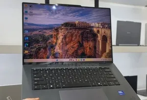 New Laptop Lenovo 32GB Intel Core Ultra 7 SSD 1T