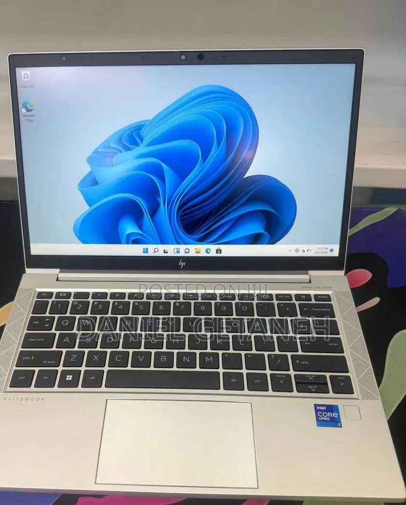 New Laptop HP EliteBook 630 G10 16GB Intel Core i7 SSD 512GB