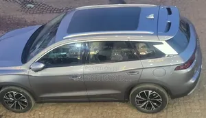 Byd Hybrid Q+ Rent