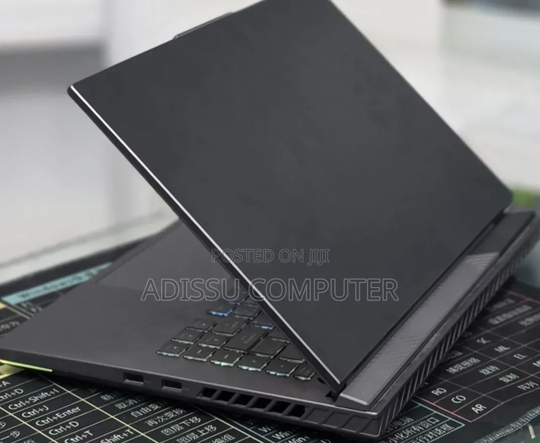 New Laptop Asus ROG Strix G16 G614 16GB Intel Core i5 SSD 512GB
