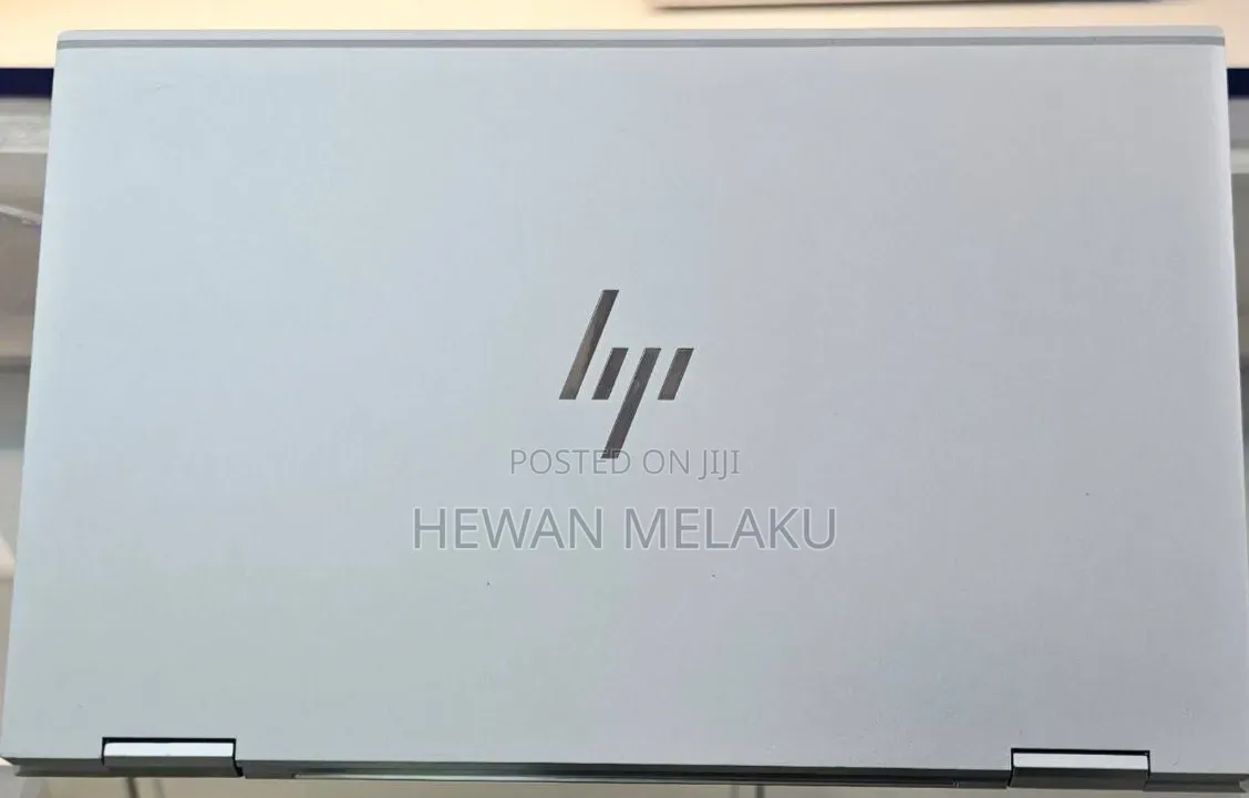 New Laptop HP EliteBook 1040 G8 16GB Intel Core i7 SSD 512GB