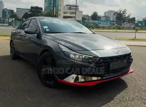 Hyundai Avante 2021 Gray