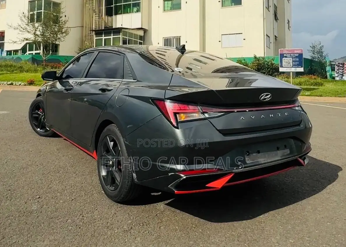 Hyundai Avante 2021 Gray