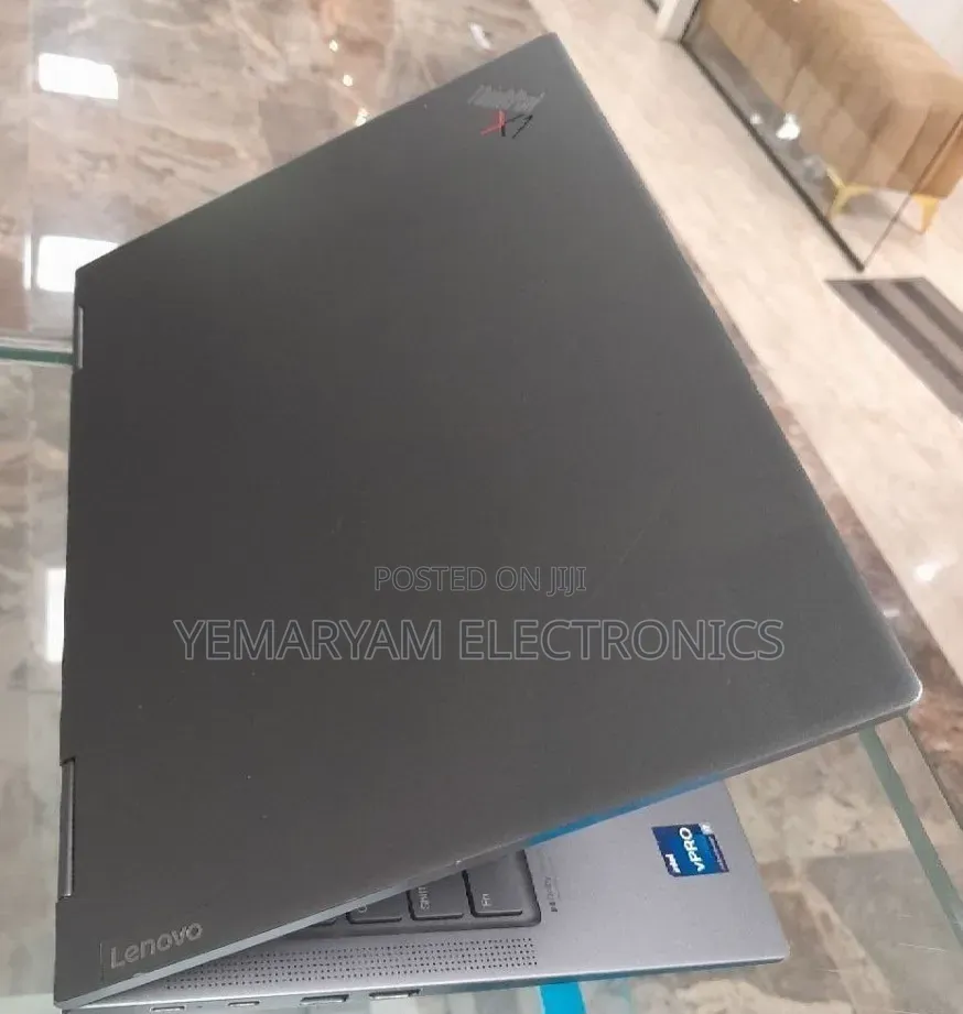 New Laptop Lenovo ThinkPad X1 Yoga 32GB Intel Core i7 SSD 512GB