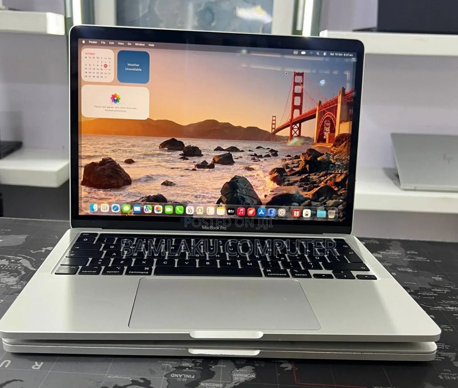 New Laptop Apple MacBook Pro 2022 M2 16GB Apple M2 SSD 256GB