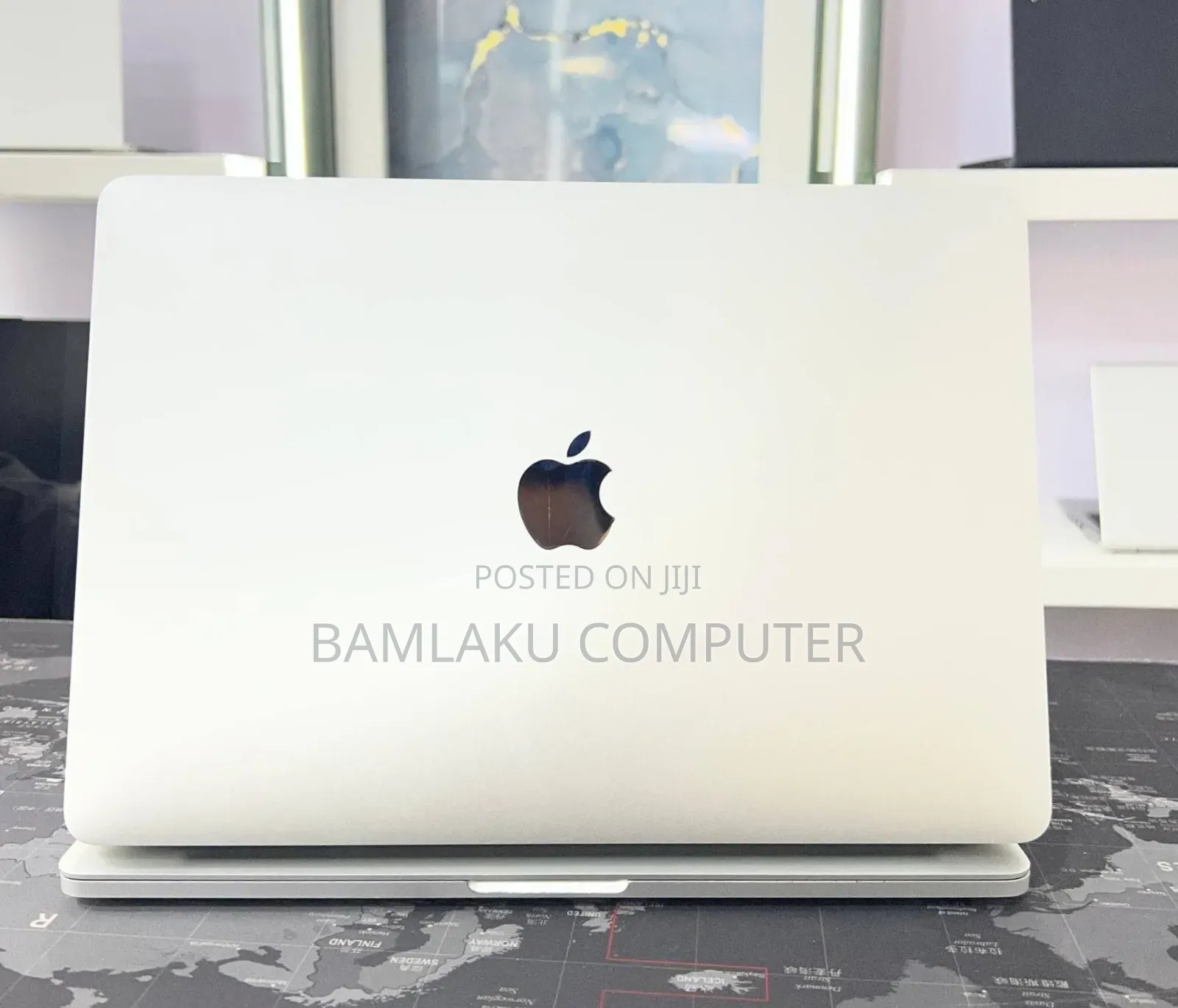 New Laptop Apple MacBook Pro 2022 M2 16GB Apple M2 SSD 256GB