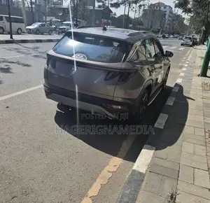 Hyundai Tucson 2022 Gray