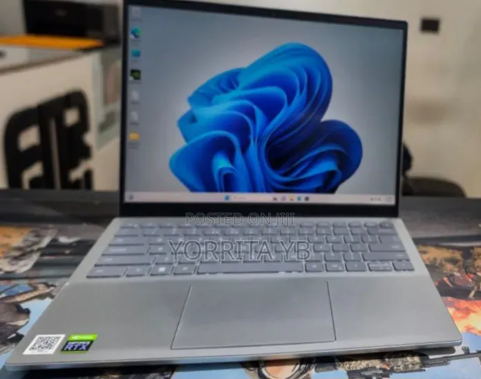 New Laptop Dell Inspiron 15 16GB Intel Core i7 SSD 512GB
