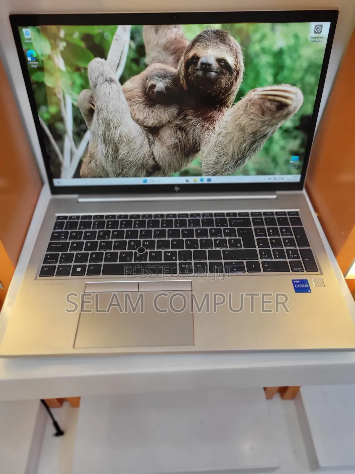 New Laptop HP Stream Notebook 16GB Intel Core i7 SSHD (Hybrid) 1T