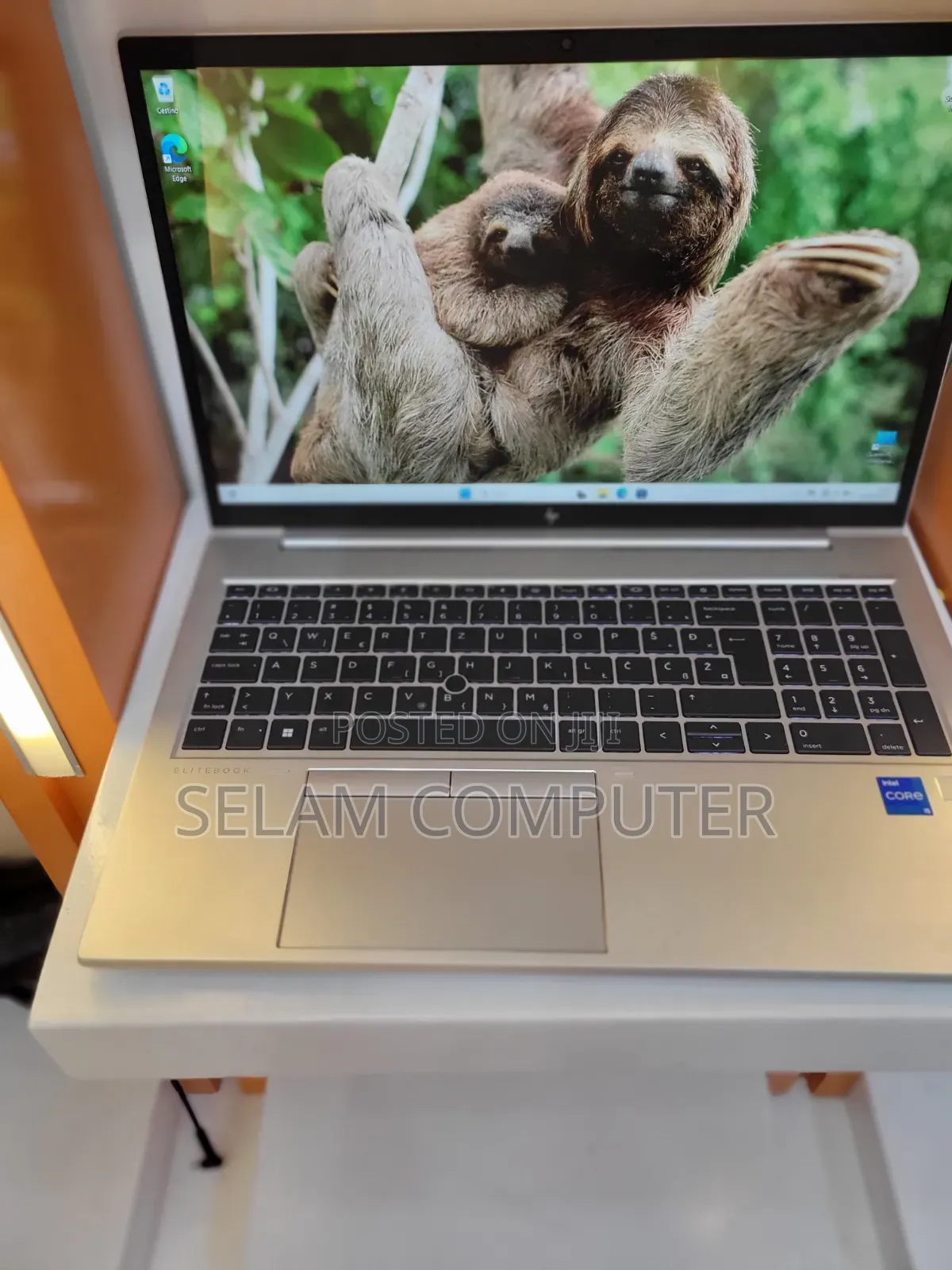New Laptop HP Stream Notebook 16GB Intel Core i7 SSHD (Hybrid) 1T