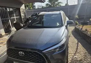 Toyota Corolla Cross 2025 Gray