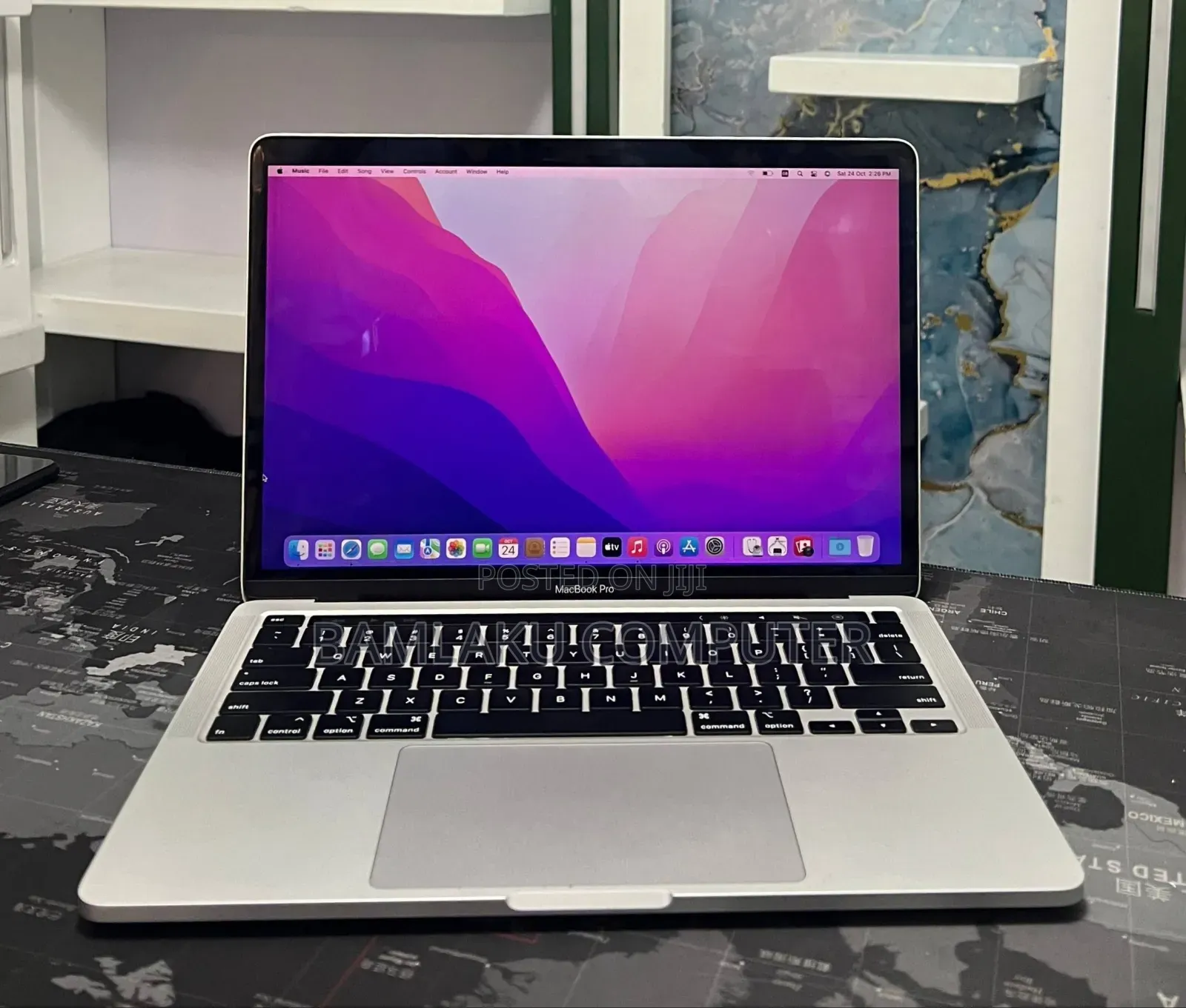 New Laptop Apple MacBook Pro 2020 32GB Intel Core i7 SSD 1T
