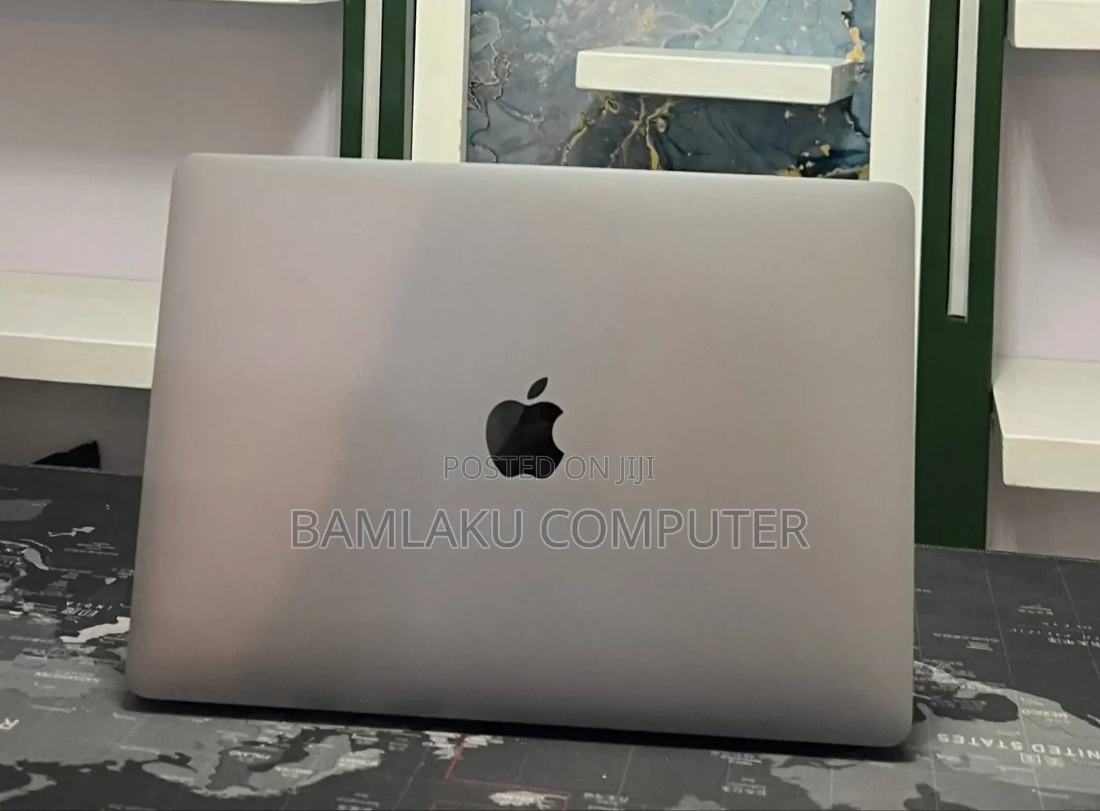 New Laptop Apple MacBook Pro 2020 8GB Apple M1 Pro SSD 512GB
