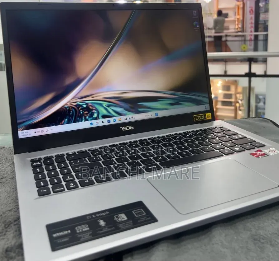 New Laptop Acer Aspire 3 8GB Intel Core i5 SSD 256GB