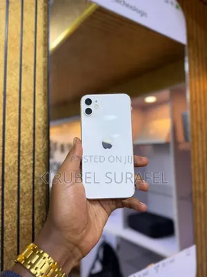 New Apple iPhone 11 128 GB White