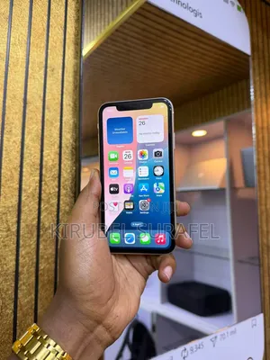 New Apple iPhone 11 128 GB White