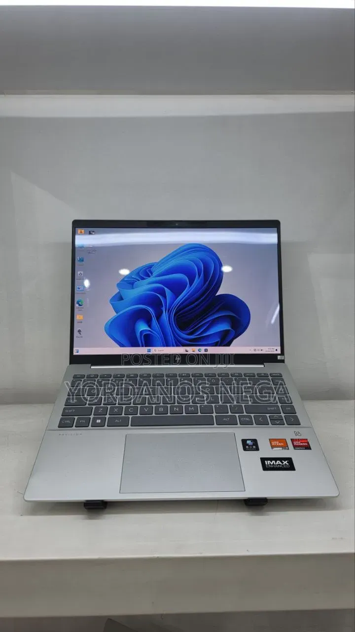 New Laptop HP Pavilion 14 32GB AMD Ryzen 7 SSD 1T