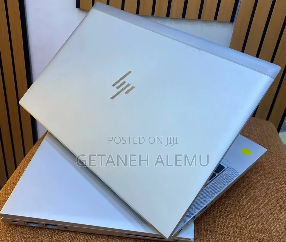 New Laptop HP EliteBook 830 G8 16GB Intel Core i5 SSD 512GB