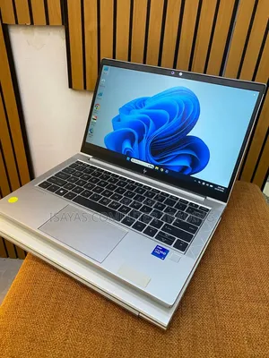 New Laptop HP EliteBook 840 G8 16GB Intel Core i5 SSD 512GB