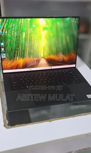 New Laptop Dell XPS 15 16GB Intel Core i7 SSD 512GB