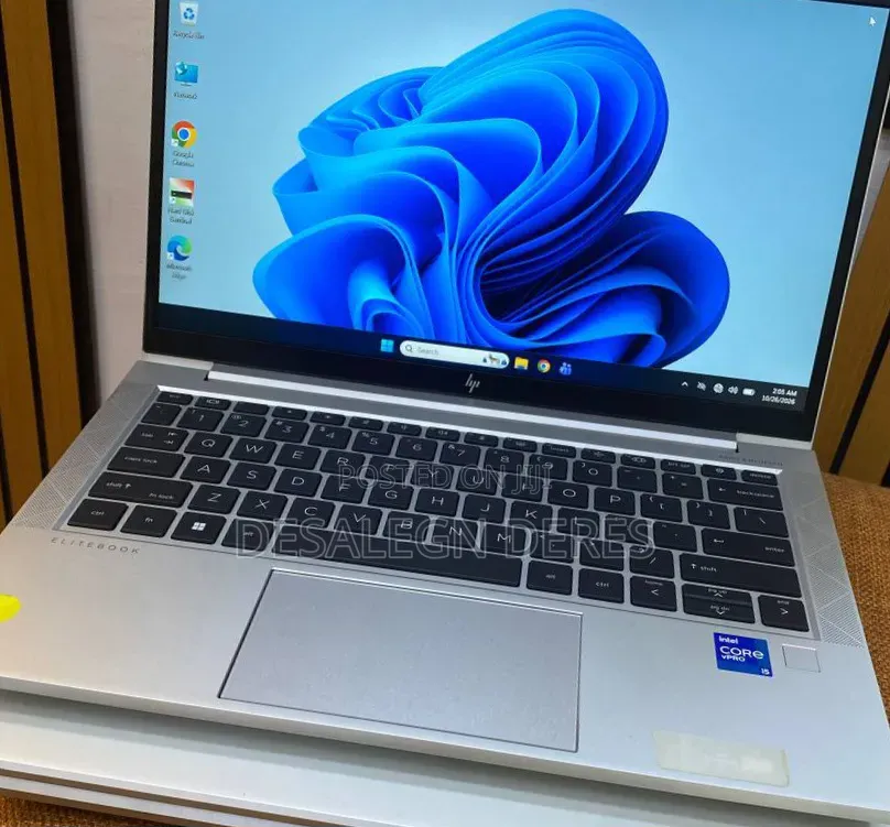 New Laptop HP EliteBook 830 G8 16GB Intel Core i5 SSD 512GB