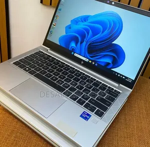New Laptop HP EliteBook 830 G8 16GB Intel Core i5 SSD 512GB