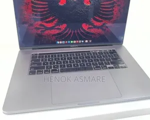 New Laptop Apple MacBook Pro 2019 32GB Intel Core i9 SSD 1T