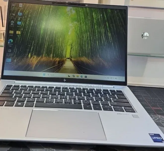 New Laptop HP EliteBook 840 G10 16GB Intel Core i7 SSD 512GB
