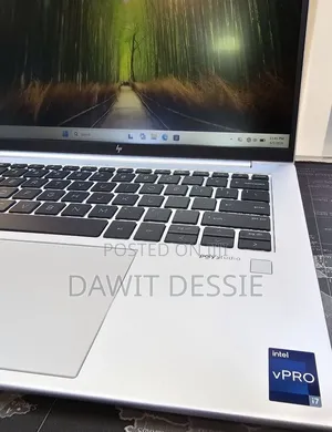 New Laptop HP EliteBook 840 G10 16GB Intel Core i7 SSD 512GB