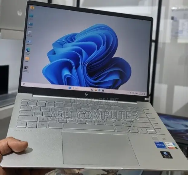 New Laptop HP Pavilion 14 16GB Intel Core i5 SSD 1T