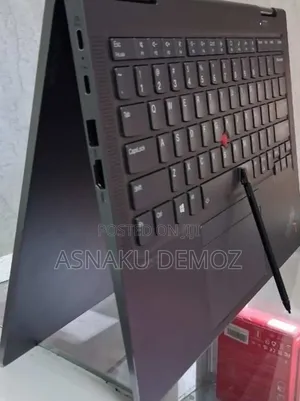 New Laptop Lenovo ThinkPad X1 Yoga 32GB Intel Core i7 SSD 512GB