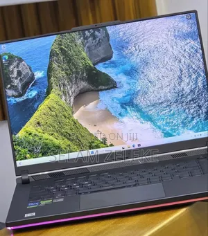 New Laptop Asus ROG Strix G16 16GB Intel Core i7 SSD 1T