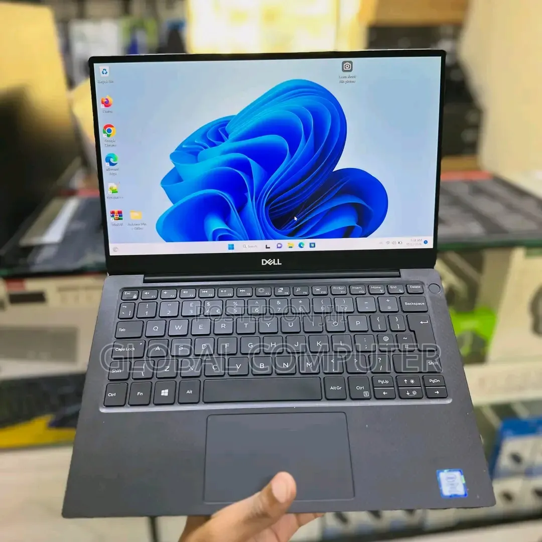 New Laptop Dell XPS 13 16GB Intel Core i7 SSD 512GB