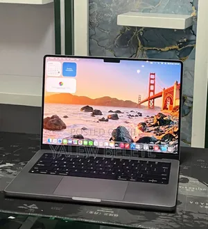 New Laptop Apple MacBook Pro 32GB Apple M1 Pro SSD 512GB