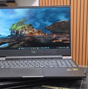 New Laptop HP Victus 15 16GB AMD Ryzen 7 SSD 512GB