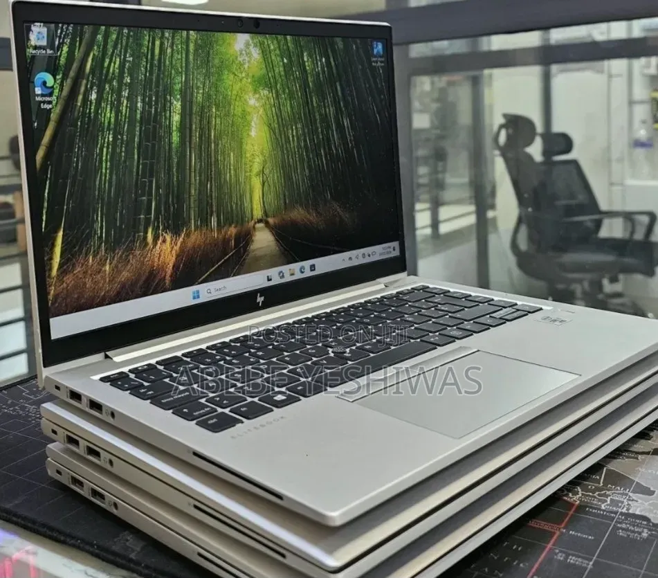 New Laptop HP EliteBook 840 G7 16GB Intel Core i7 SSD 512GB