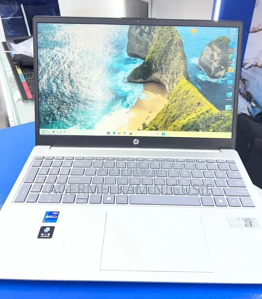 New Laptop HP Stream Notebook 16GB Intel Core i7 SSD 1T