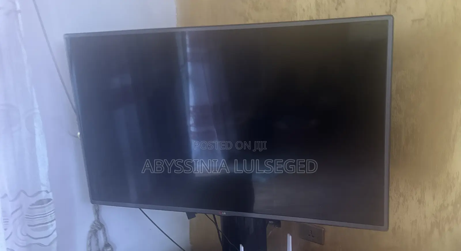 LG TV Very Nice Barely Used