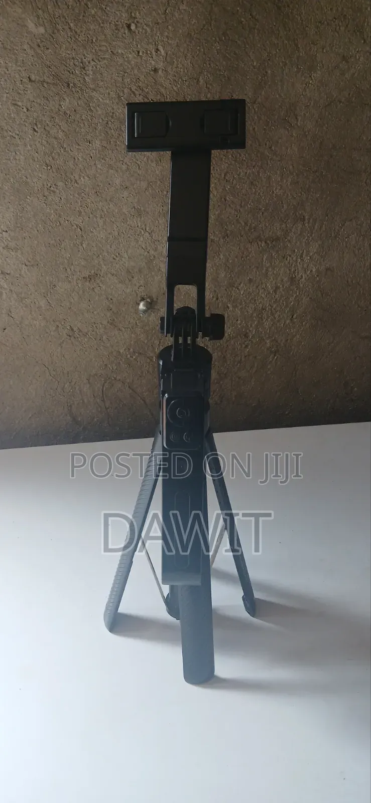 Intellgent Auto Tracking Tripod