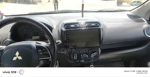 Mitsubishi Attrage 2021 Silver