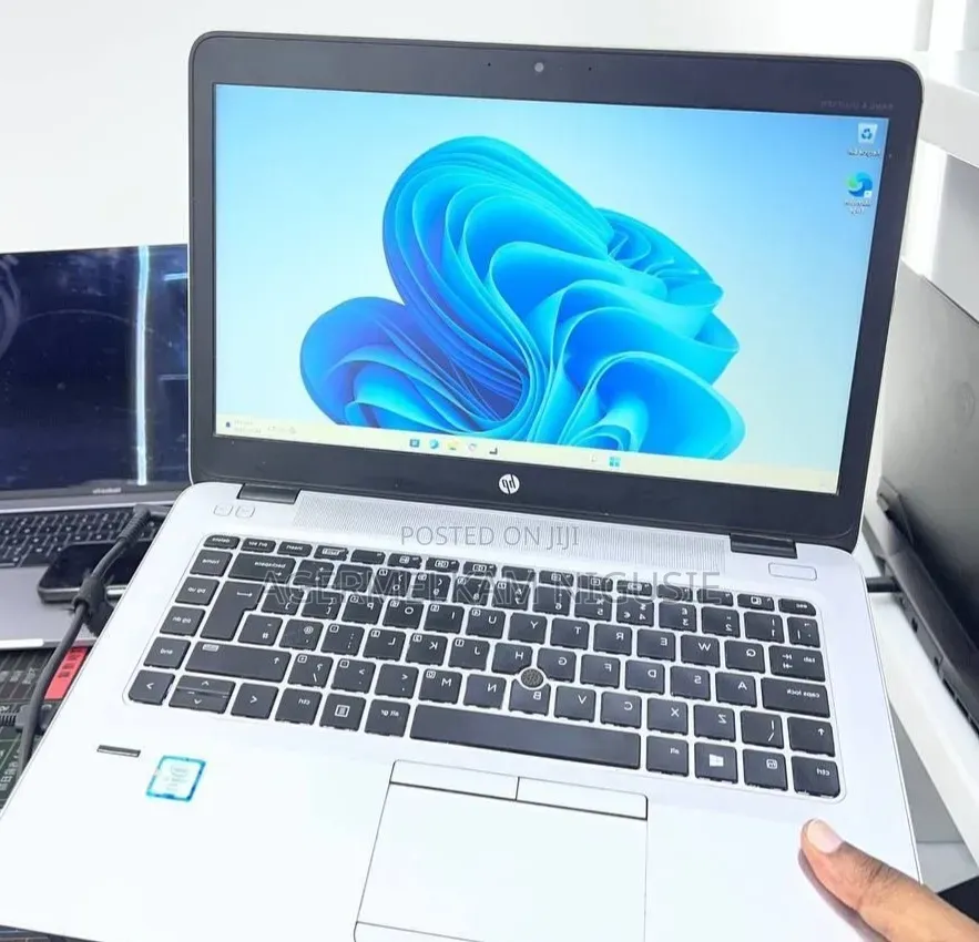 New Laptop HP EliteBook 840 G3 8GB Intel Core i5 SSD 1T